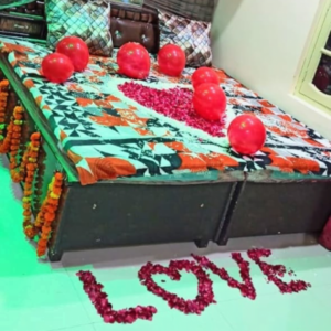 First night room decorations